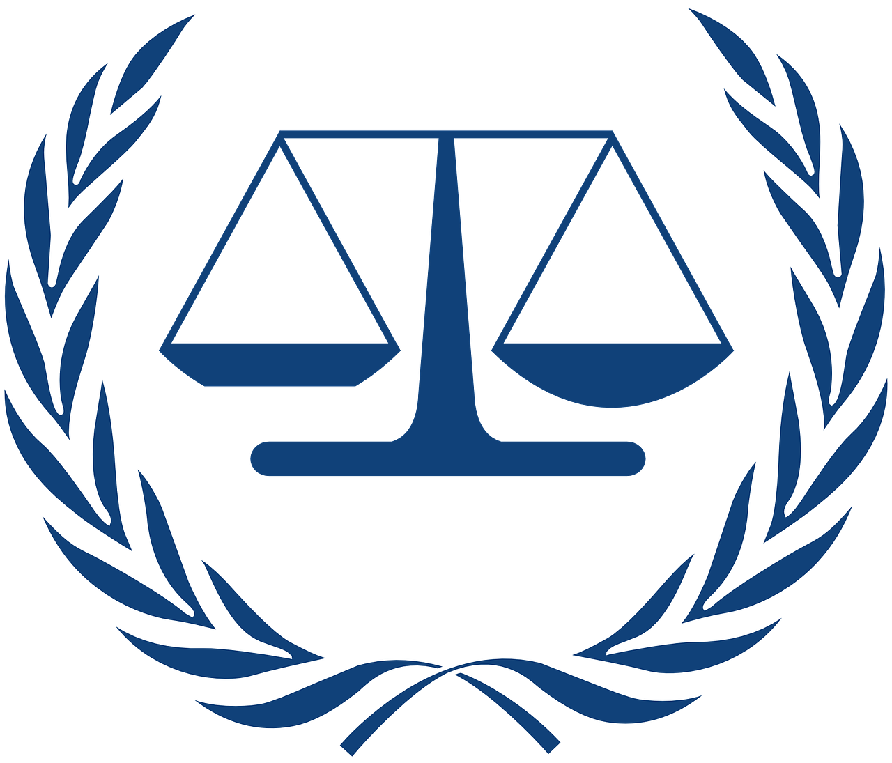 Requisiti di ammissione
Per l'ammissione al bando il richiedente:
deve essere in regola con le prescritte comunicazioni reddituali alla Cassa (modelli 5) e con il pagamento dei contributi previdenziali nei confronti dell'Ente, con possibilità di presentare all'atto della domanda richiesta di regolarizzazione spontanea (art. 76 Regolamento Unico Previdenza Forense) o di aderire ad accertamenti già avviati dalla Cassa (art. 75 Regolamento Unico Previdenza Forense);
deve aver dichiarato, nell'ultimo Modello 5, un reddito netto professionale non superiore ad € 40.000;
non deve aver compiuto il 35° anno di età alla data di presentazione della domanda;
deve essere iscritto alla Cassa da almeno due anni, compresi eventuali periodi di praticantato;
non deve avere in corso un altro prestito riguardante precedenti analoghi bandi della Cassa Forense.
Inoltre, l'Ente fornirà per gli iscritti con reddito professionale inferiore a 10mila euro apposita garanzia fideiussoria per l'accesso al credito stesso, fino ad esaurimento dell'importo a tal fine stanziato pari ad € 2.500.000.