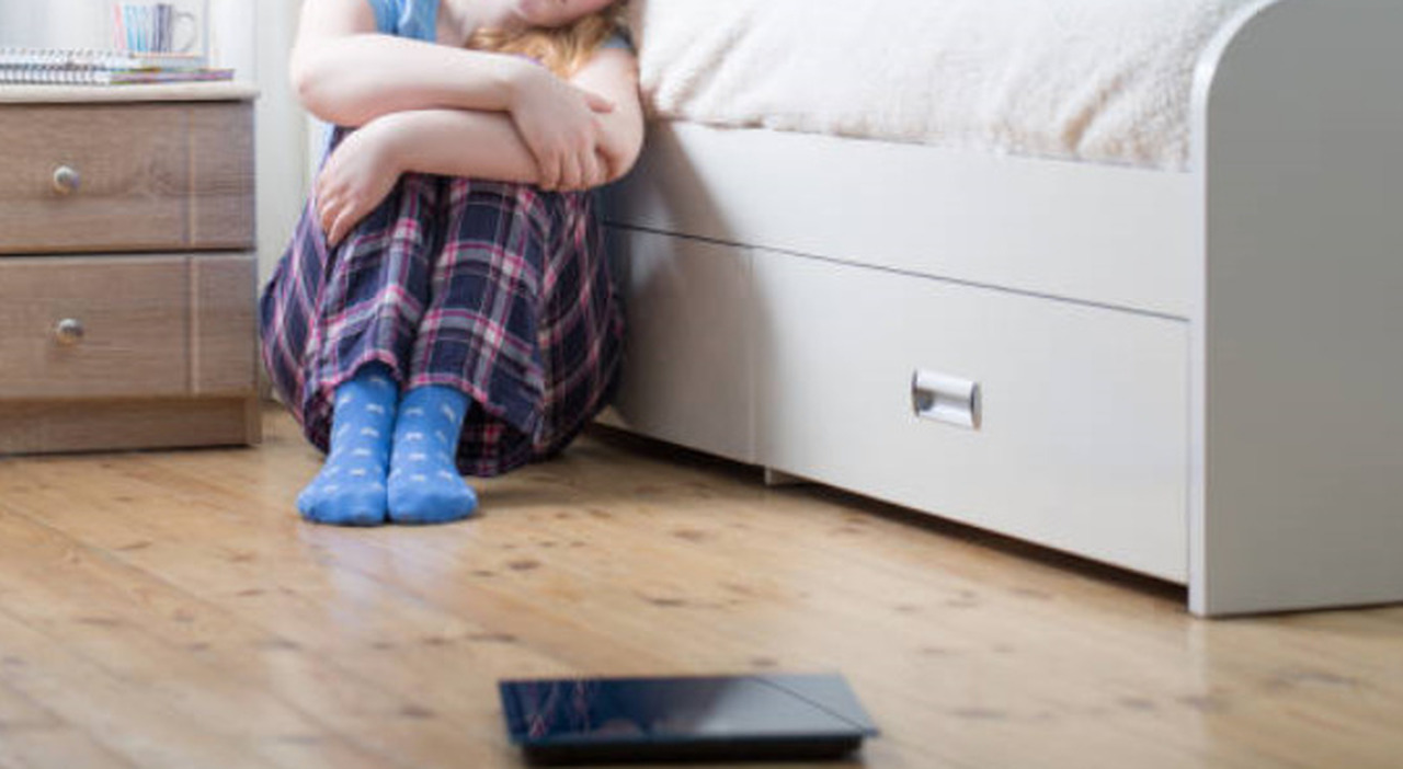 Venezia. “Cicciona, fai schifo!” alla figlia undicenne, padre...