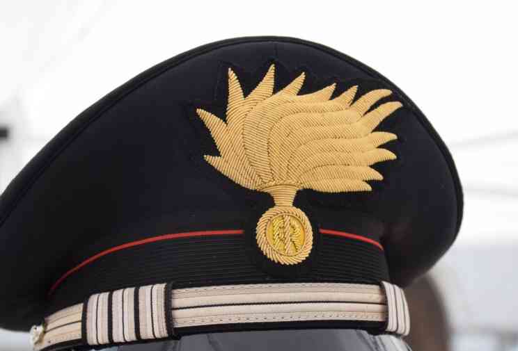 Trapani. I Carabinieri inseguono un taxi che trasporta un pas...