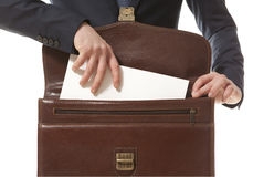 Opposizione alla richiesta di archiviazione: il danneggiato n...