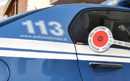 Un uomo sottoposto a misura di prevenzione della sorveglianza...