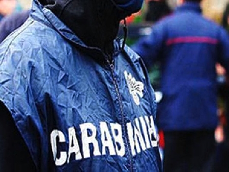 La Procura di Firenze ritiene un imprenditore trapanese ed il suo gruppo imprenditoriale in rapporti costanti di affari con elementi di spicco della mafia trapanese, effettuando investimenti, prevalentemente in Toscana, per decine di milioni di Euro, costituenti principalmente il provento dell'attività da lui svolta in seno alla società C. E., poi passata dalle sue mani direttamente a quelle di V.V., indicato come capo del mandamento mafioso di Trapani, tanto che la stessa società, nell'ambito di procedimento di prevenzione personale e patrimoniale a carico del V., veniva poi sottoposta a confisca.