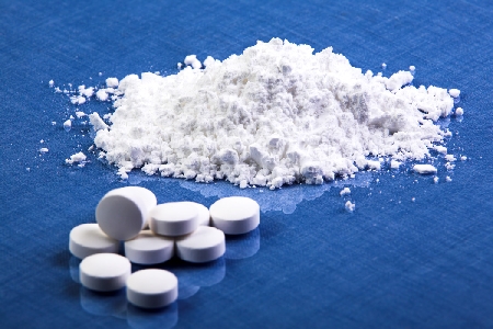 58 grammi di cocaina in auto: è spaccio come fatto lieve.
