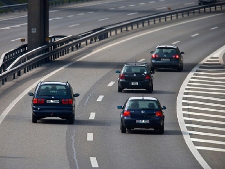 Il sorpasso deve essere fatto in condizioni di sicurezza: si deve rinunciare se, per comune prudenza, appare pericoloso