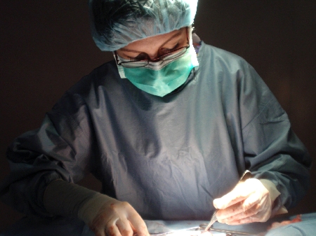 Catania. Intervento chirurgico. Decesso del paziente. Come si accerta la responsabilità di ogni componente dell'equipe medica?