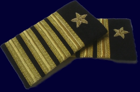 Divieto per i titolari di una licenza di pilota che abbiano raggiunto i 65 anni di età anni di operare come piloti di un aeromobile in attività nel trasporto aereo commerciale – Validità –Parità di trattamento – Discriminazione fondata sull’età – Trasporto aereo commerciale – Nozione.