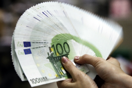 Amministratore giudiziario, nominato in due procedure di prevenzione, che affetto da ludopatia si appropria di ingenti somme di cui aveva la disponibilità in conseguenza del pubblico ufficio ricoperto e, nel dettaglio, incassate in conseguenza delle attività oggetto di gestione nelle procedure di prevenzione.
