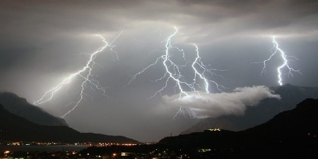 L'allarme meteo può essere legittimo impedimento per l'avvocato che non si reca in udienza?