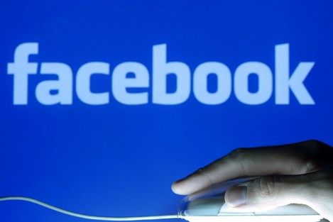 SUPREME COURT OF THE UNITED STATES IN THE SUPREME COURT OF THE UNITED STATES No. 19-511 FACEBOOK, INC., Petitioner, v. NOAH DUGUID, ET AL., Respondents.