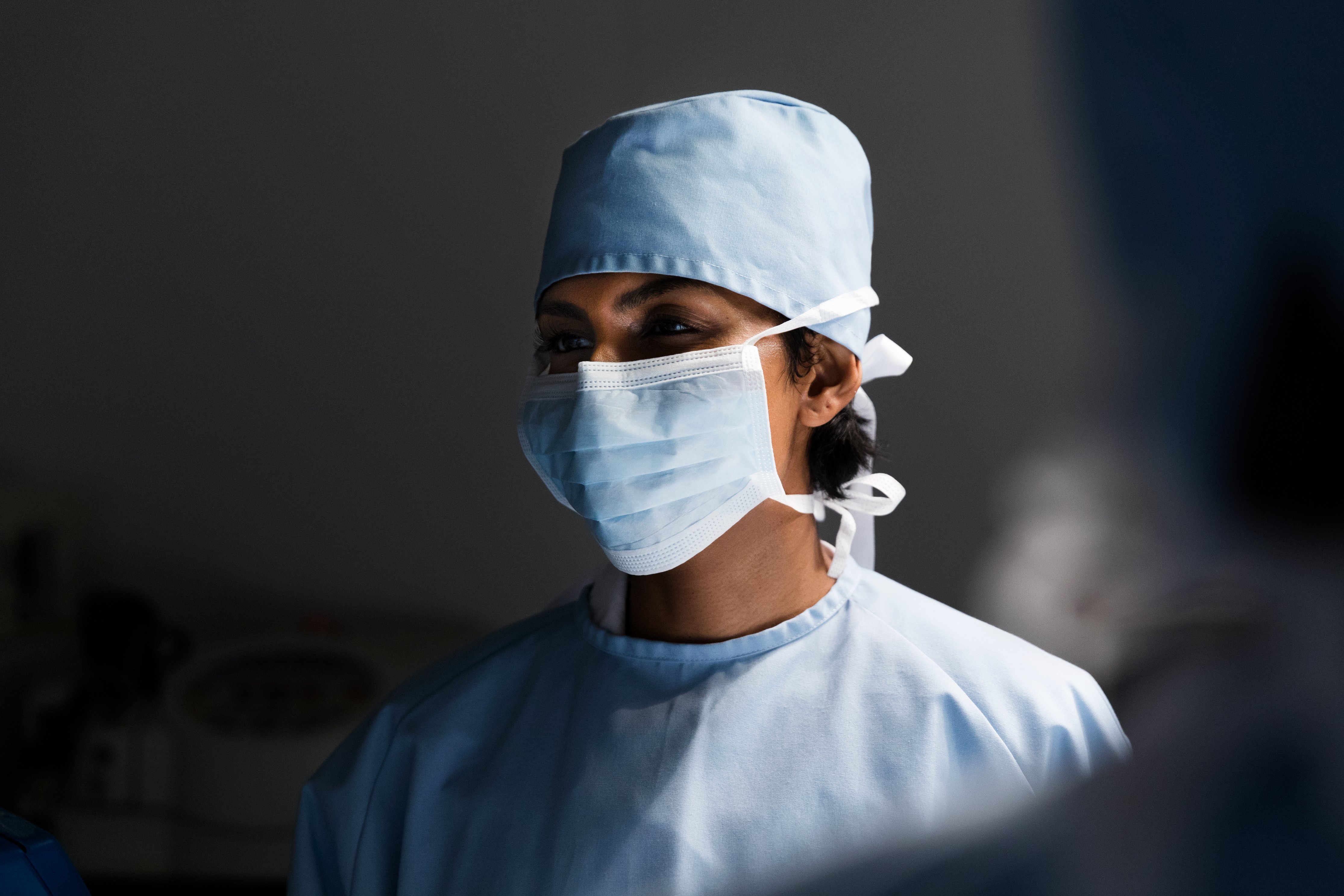 Responsabilità medica: le conclusioni tecnico-scientifiche dei consulenti sono contrastanti? Serve la perizia.