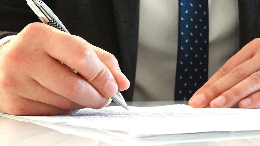 La doppia conforme concordando nell'analisi e nella valutazione degli elementi di prova poste a fondamento delle relative decisioni costituisce un unico complesso argomentativo.