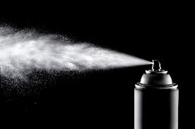 La bomboletta contenente gas urticante è arma comune da sparo ("paralisant CS GAS").