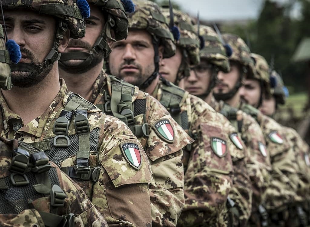 Militari. Assegnazione temporanea. L'art. 42 bis, per accordare l'assegn...