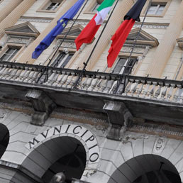 Rimborso spese legali Nessun rimborso al Segretario assolto se la richiesta a...