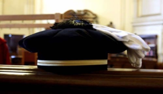 Ordinamento giudiziario - Disciplina magistrati - Procedimento disciplinare - Impugnazioni - Parti necessarie del giudizio impugnatorio dinanzi alle Sezioni unite della Corte di cassazione - Individuazione - Ministero della Giustizia - Esclusione - Costituzione in giudizio del Ministero intimato - Conseguenze - Condanna alle spese del ricorrente.