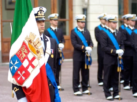 Se il reparto viene soppresso il militare viene trasferito d'autorità e ha dirit...