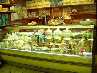 Locatore trasforma un negozio alimentari in sala giochi. Non si applica l'art. 8...