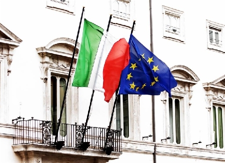 Se il licenziamento del Dirigente effettuato dalla P.A. è illegittimo, si applica l'art. 18 dello Statuto.