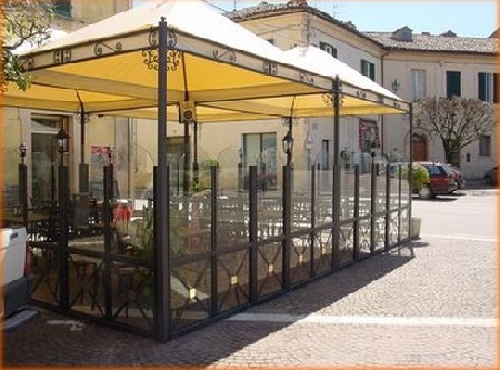 Il locale pubblico occupa uno spazio superiore rispetto quello autorizzato? Non è abuso edilizio.
