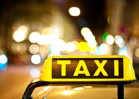 Taxi a disposizione dei rapinatori?  Conducente accusato di rapina aggravata.