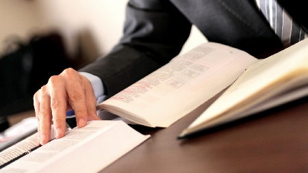 Le Sezioni Uniti Civili intervengono sul parere di conguità che l'Avvocatura dello Stato emette sul rimborso delle spese legali sostenute da dipendenti pubblici.